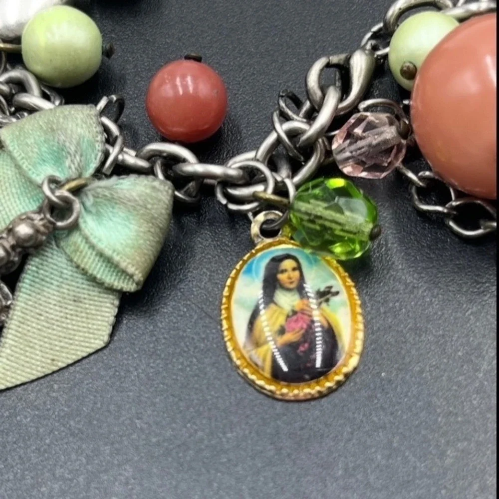 Rasa Signed Peach Green Beaded Pink Rose Religious Themed Charm Dangle‎ Bracelet